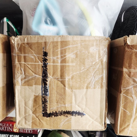 Nike Kyrie Flytrap 5 Shoe Mens 11 White Basketball 1 World 1 People CZ4100-102 - Picture 11 of 11